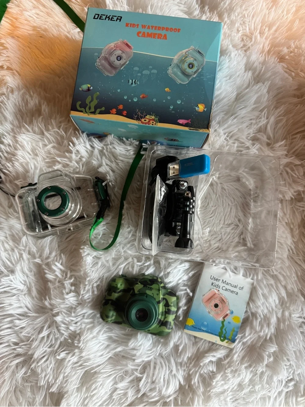 Dekker Kids Waterproof Camera - camo light and dark green with Clear Case.
